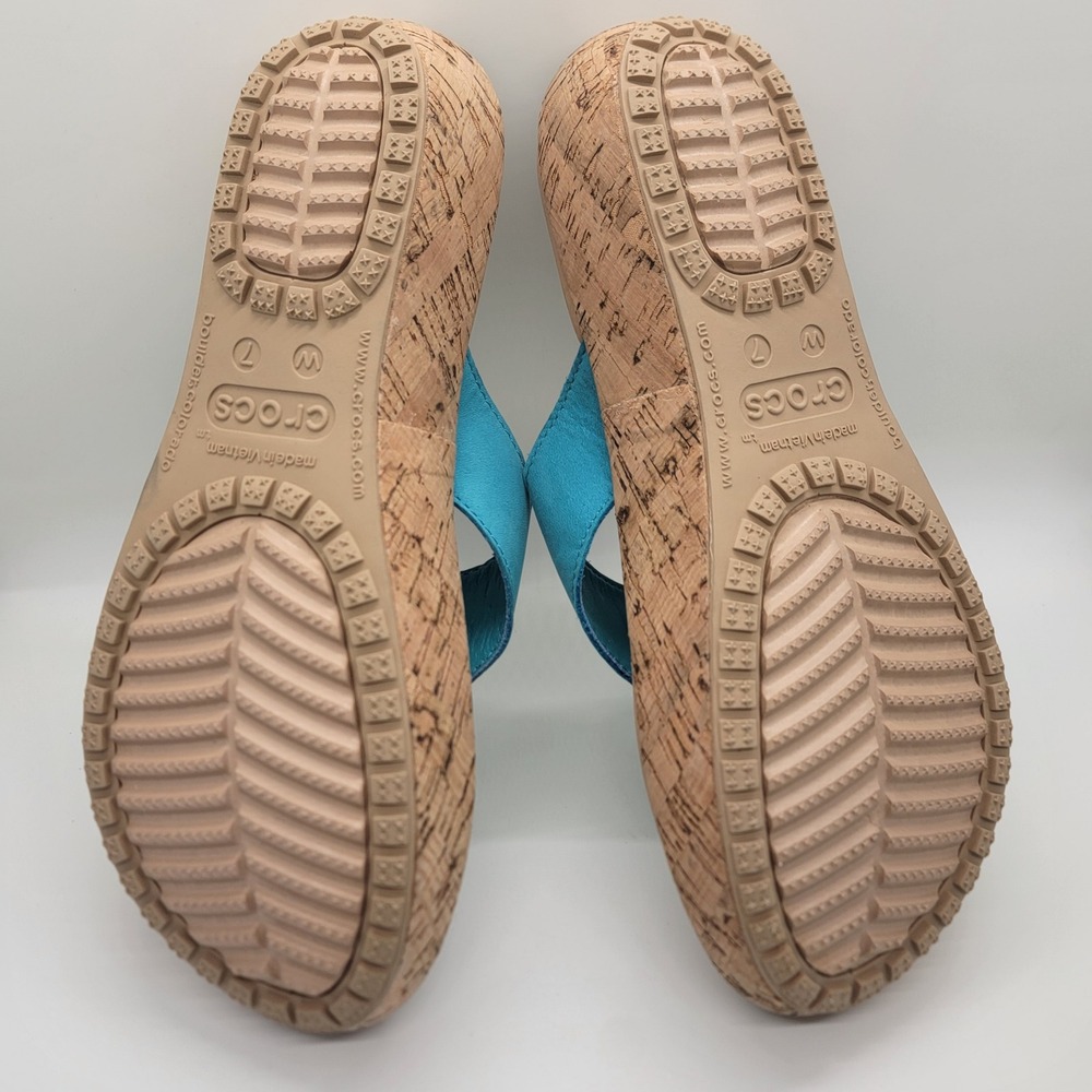 Crocs A-Leigh Jewel Wedge Flip Flops Women 7 Turquoise Leather Rhinestone Sandal - Picture 6 of 11